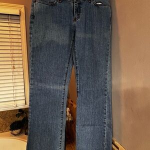 Wrangler Women's Boot Cut Jeans in Blue